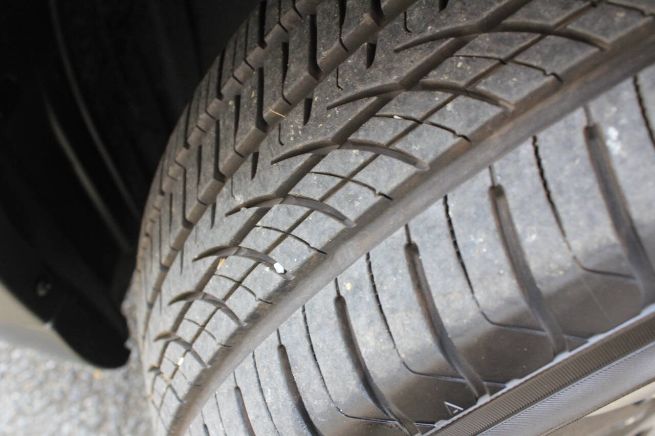 Used 2016 Subaru Outback 3.6R Limited image 4