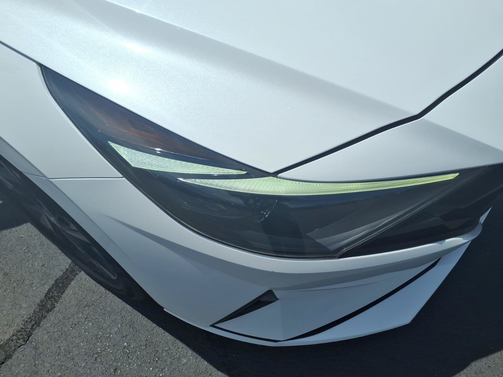Certified 2022 Hyundai Elantra SEL w/ Preferred Accessory Package FWD image 13