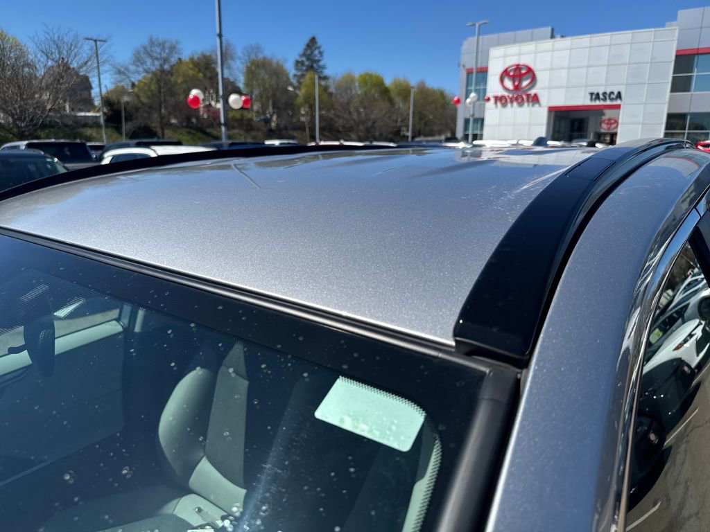 Used 2025 Toyota RAV4 XLE w/ Weather Package AWD/4WD image 42
