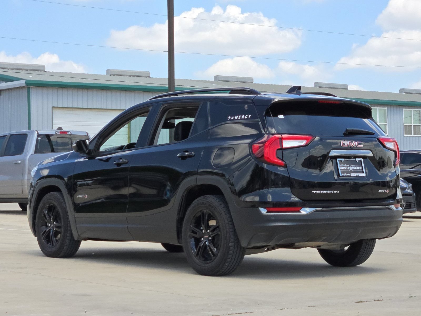 Used 2022 GMC Terrain AT4 w/ Infotainment Package II AWD/4WD image 3