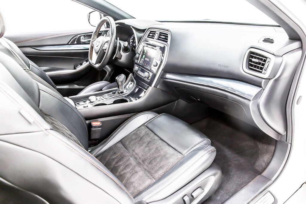Used 2021 Nissan Maxima SR w/ Sport Mat Group FWD image 32