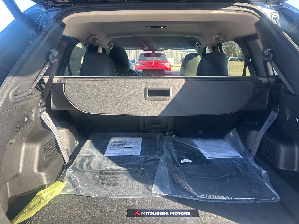 New 2026 Mitsubishi Outlander SE AWD/4WD image 7