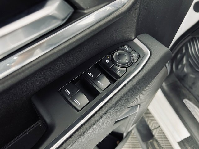 Used 2024 GMC Sierra 3500 SLE w/ SLE Convenience Package image 20