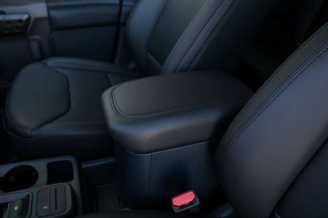 New 2025 Ford Maverick Lariat w/ Black Appearance Package image 18