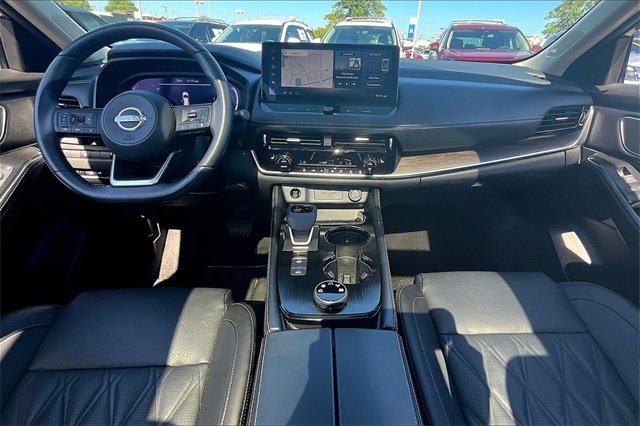 Certified 2024 Nissan Rogue Platinum image 7