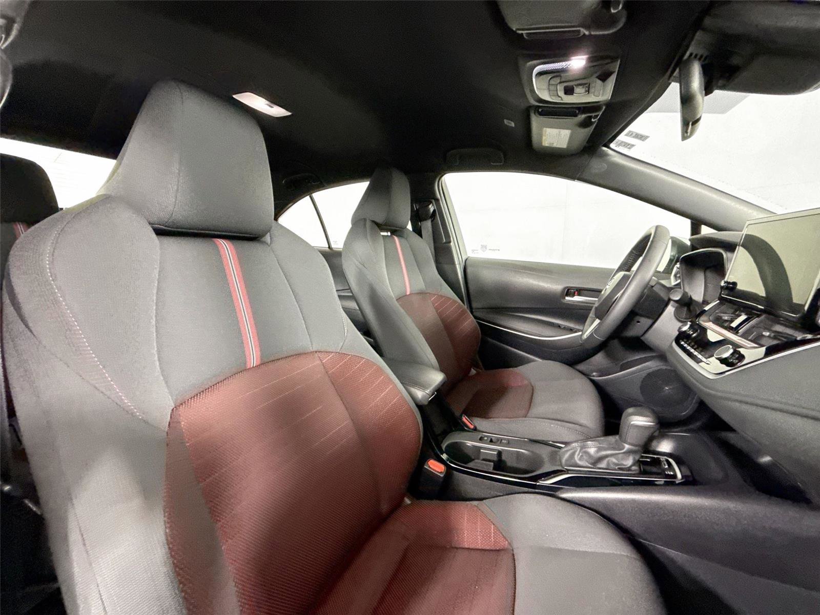 Certified 2025 Toyota Corolla SE image 41