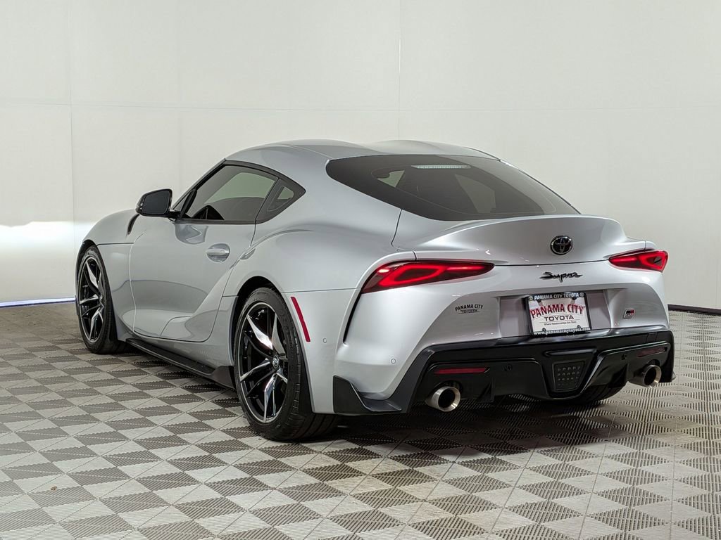 Used 2022 Toyota Supra Premium w/ Driver Assist Package RWD image 5