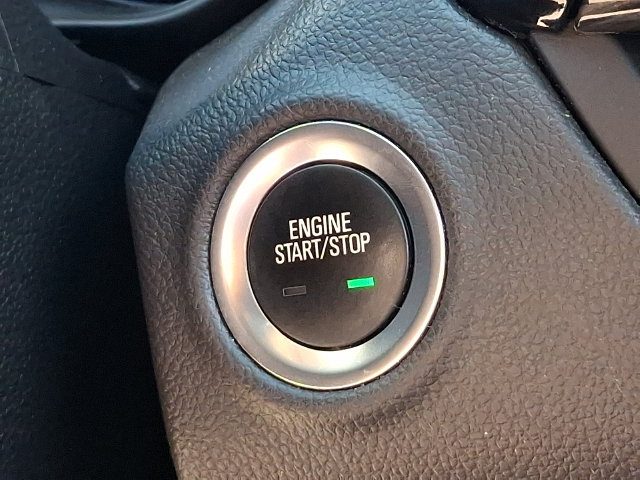Used 2017 Buick Envision Essence FWD image 23
