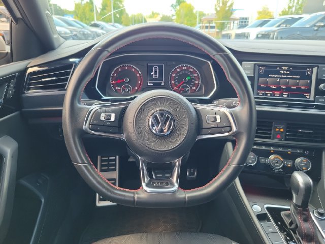 Used 2020 Volkswagen Jetta GLI FWD image 10