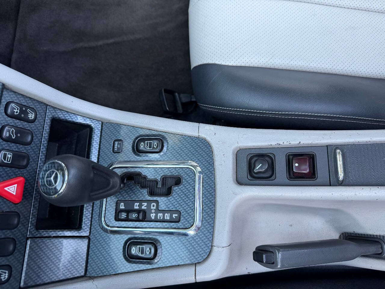 Used 2000 Mercedes-Benz SLK 230 image 30