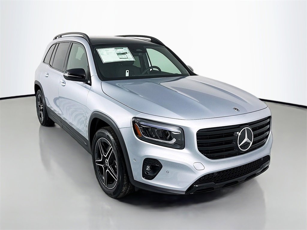 Used 2025 Mercedes-Benz GLB 250 4MATIC image 7
