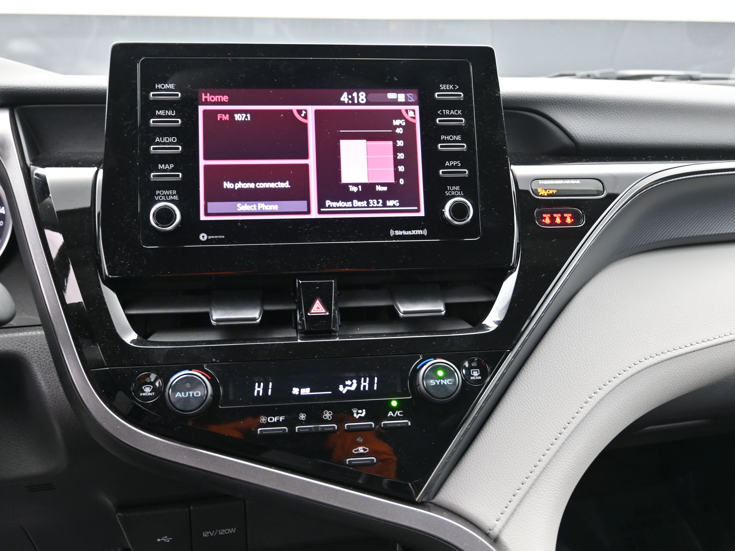 Used 2024 Toyota Camry LE image 20