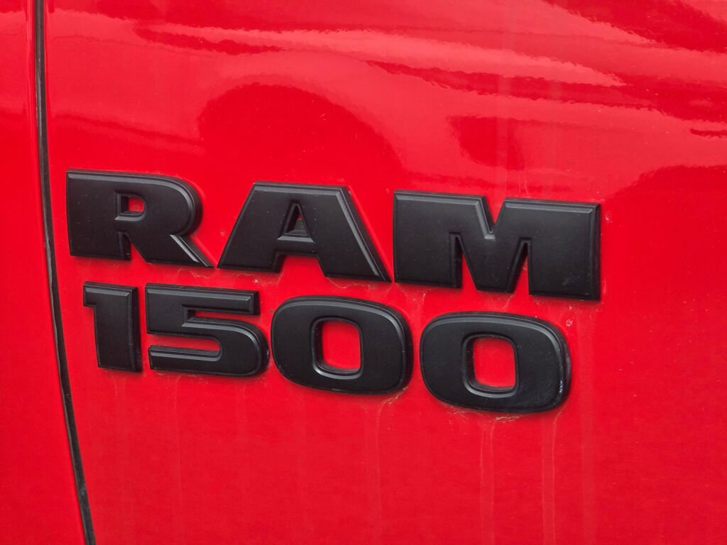 Used 2021 RAM 1500 Classic Warlock w/ Luxury Group image 11