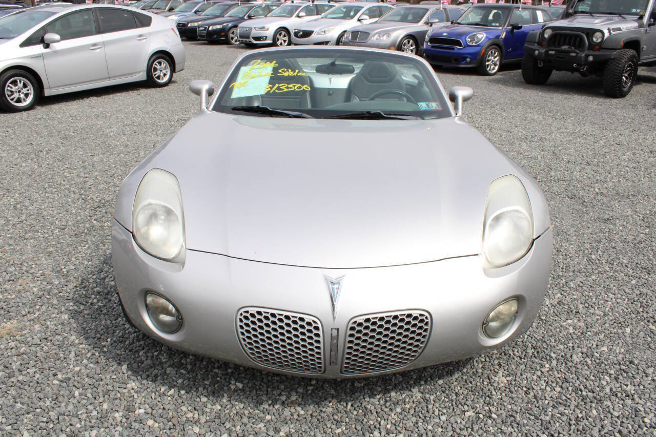 Used 2006 Pontiac Solstice Convertible w/ Premium Package image 3