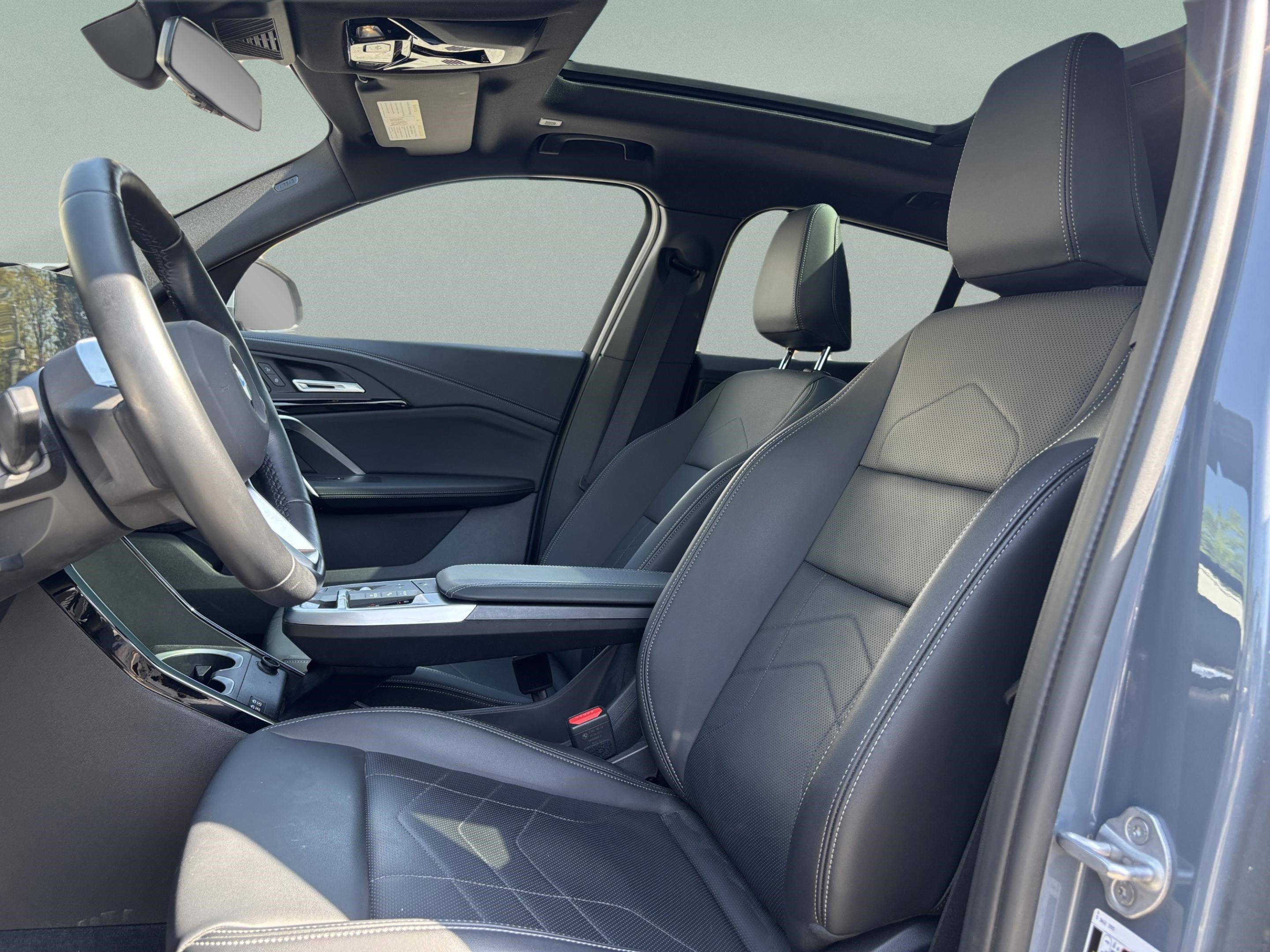 Used 2025 BMW X2 xDrive28i image 18