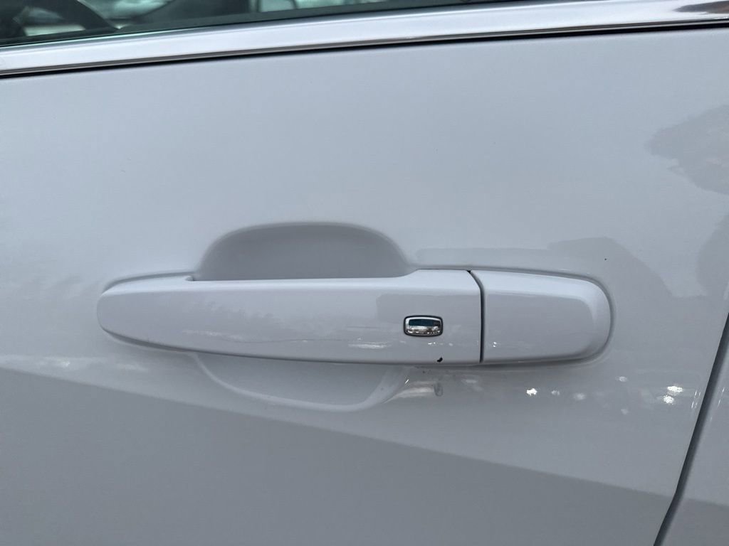 Used 2025 Chevrolet Malibu LT image 12