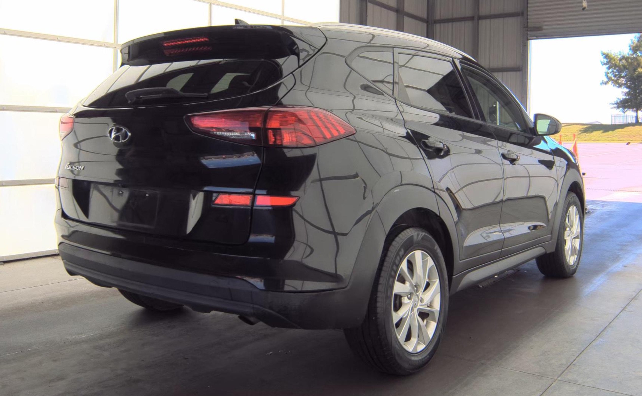 Used 2019 Hyundai Tucson Value FWD image 4