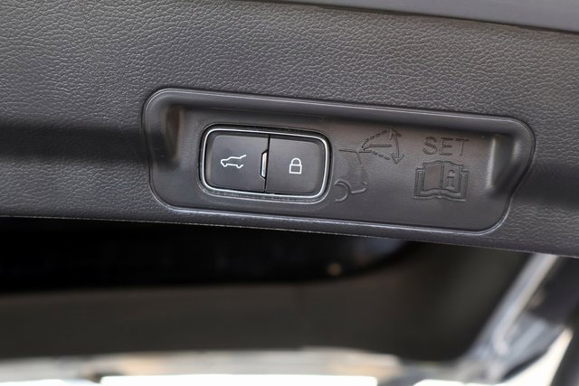 Certified 2022 Ford Explorer XLT w/ Equipment Group 202A image 24