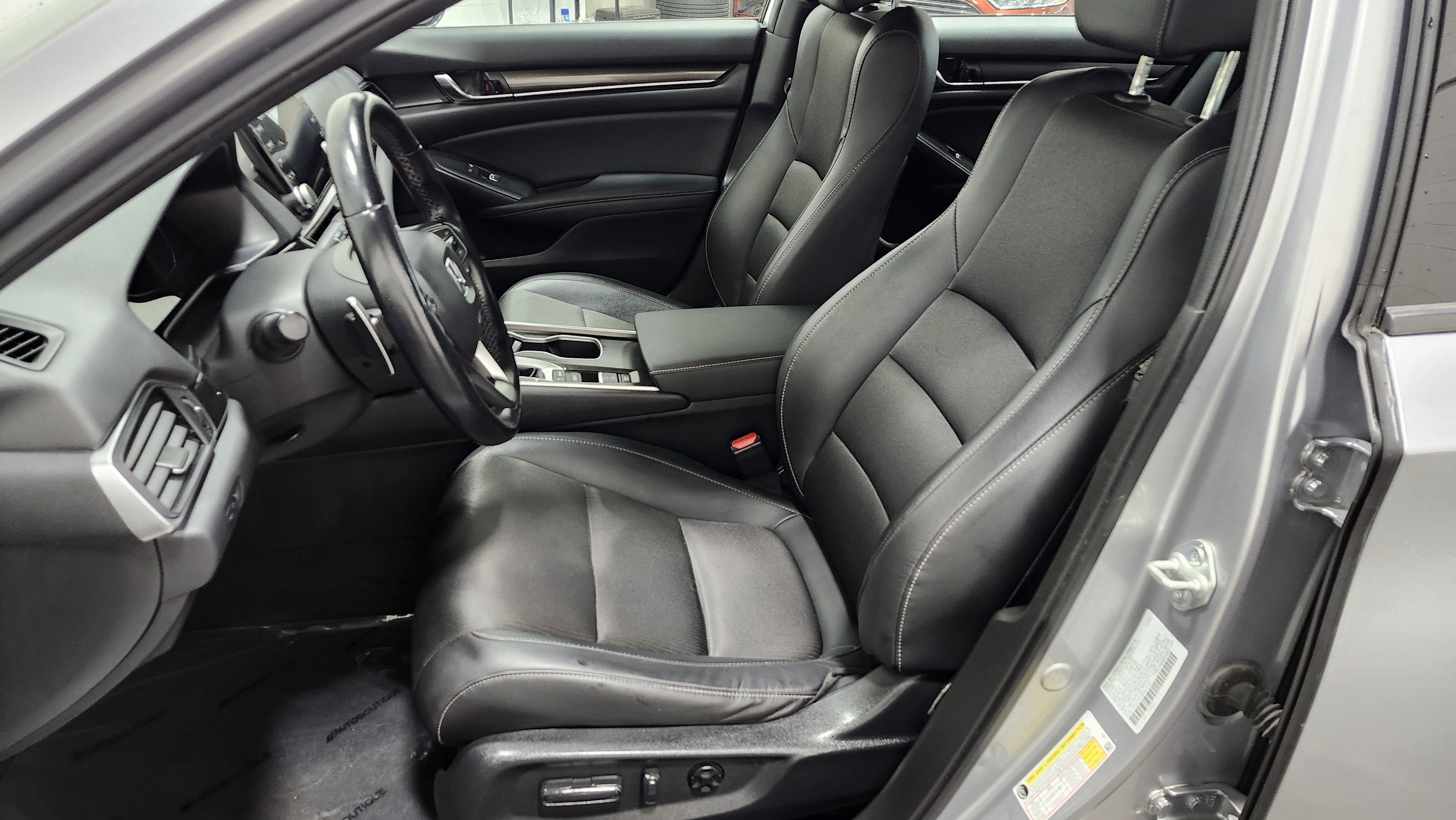 Used 2022 Honda Accord Sport image 24