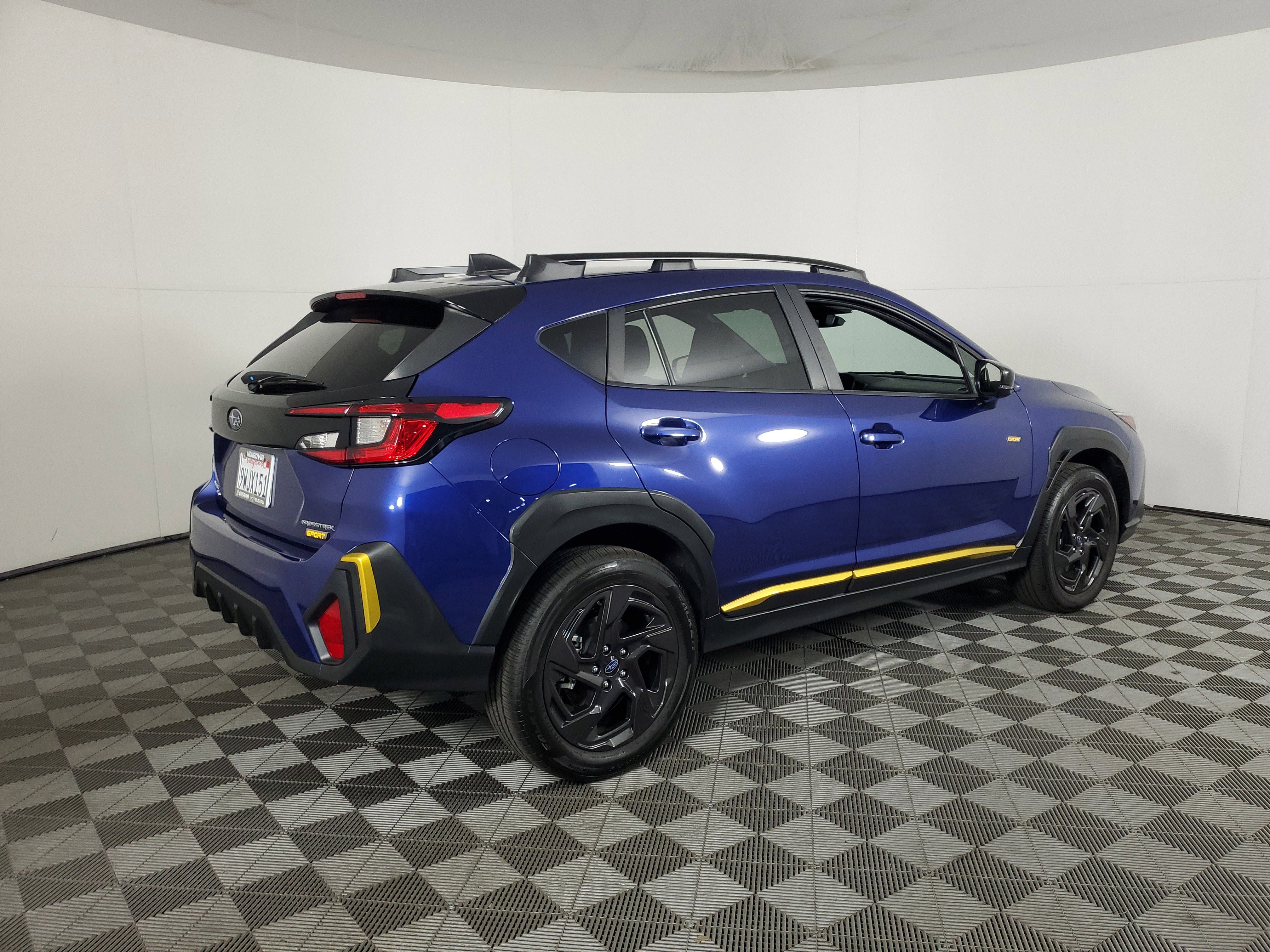 Used 2025 Subaru Crosstrek 2.5i Sport w/ Crosstrek Mirror Package image 4
