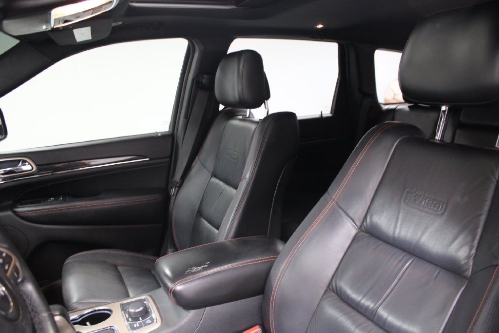 Used 2017 Jeep Grand Cherokee Limited 75th Anniversary AWD/4WD image 13
