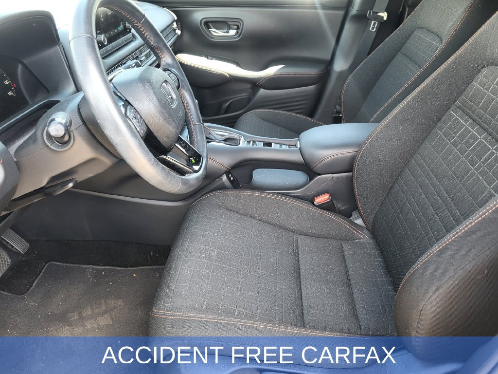 Used 2025 Honda HR-V Sport image 16
