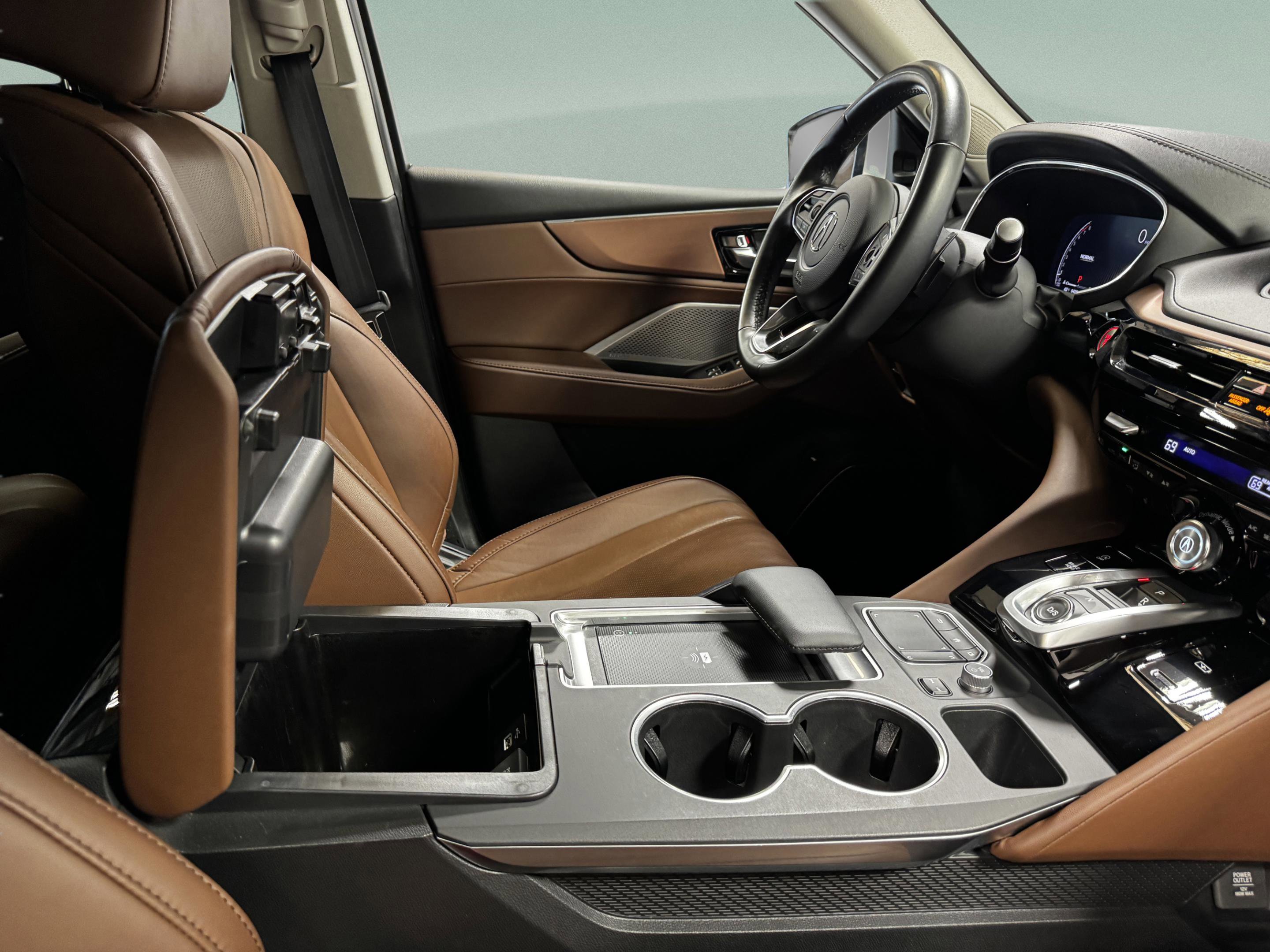 Certified 2023 Acura MDX FWD w/ Technology Package image 29