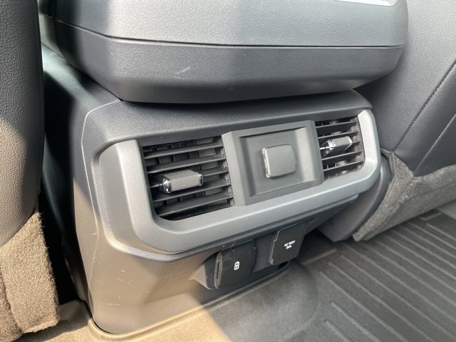 Used 2022 Ford F150 Lariat image 14