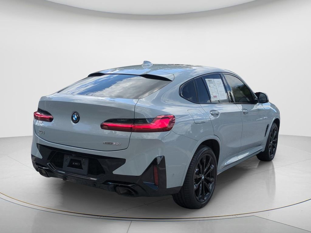 Certified 2024 BMW X4 xDrive30i w/ Premium Package AWD/4WD image 12