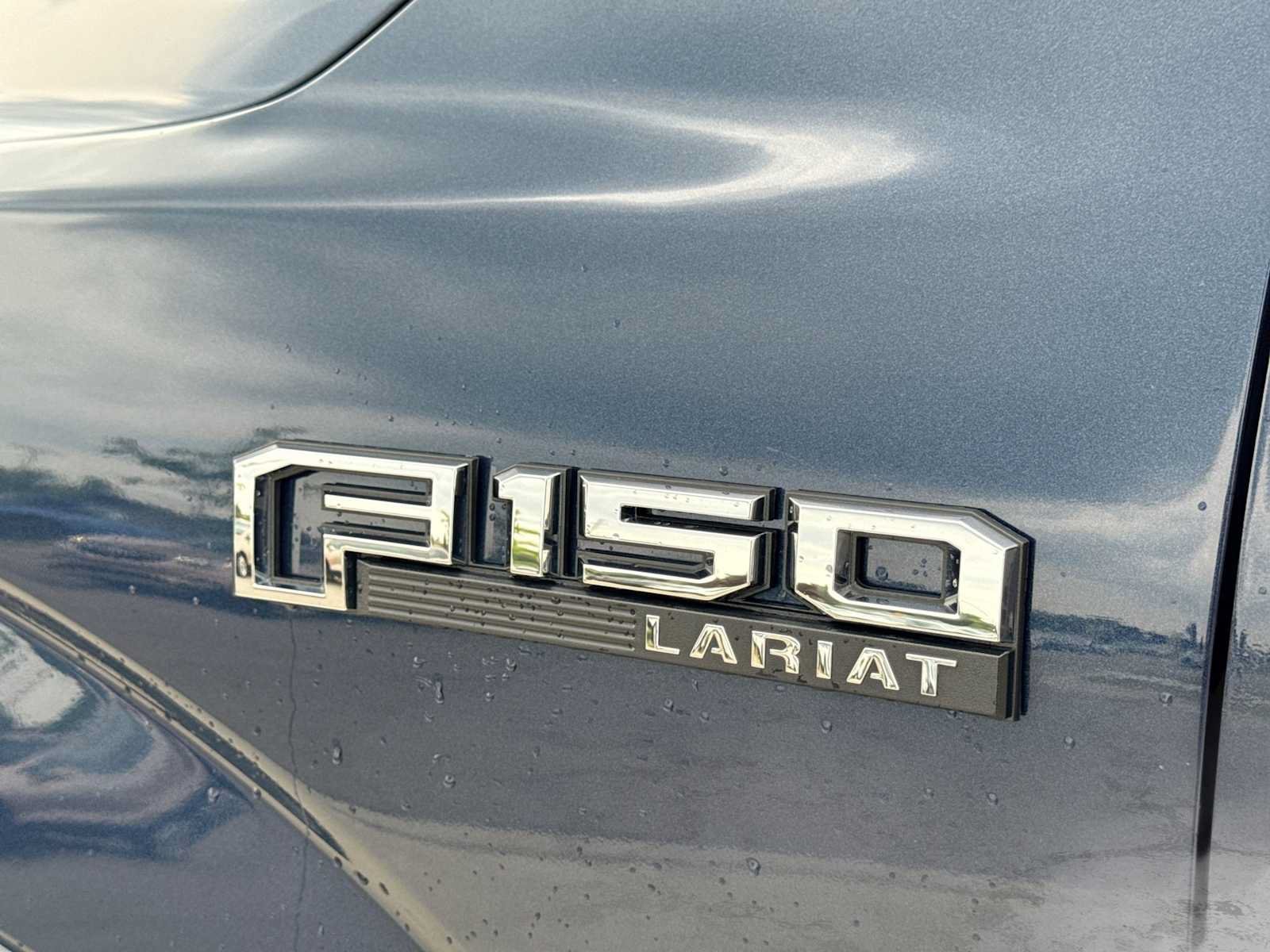 Used 2020 Ford F150 Lariat w/ Equipment Group 502A Luxury AWD/4WD image 12