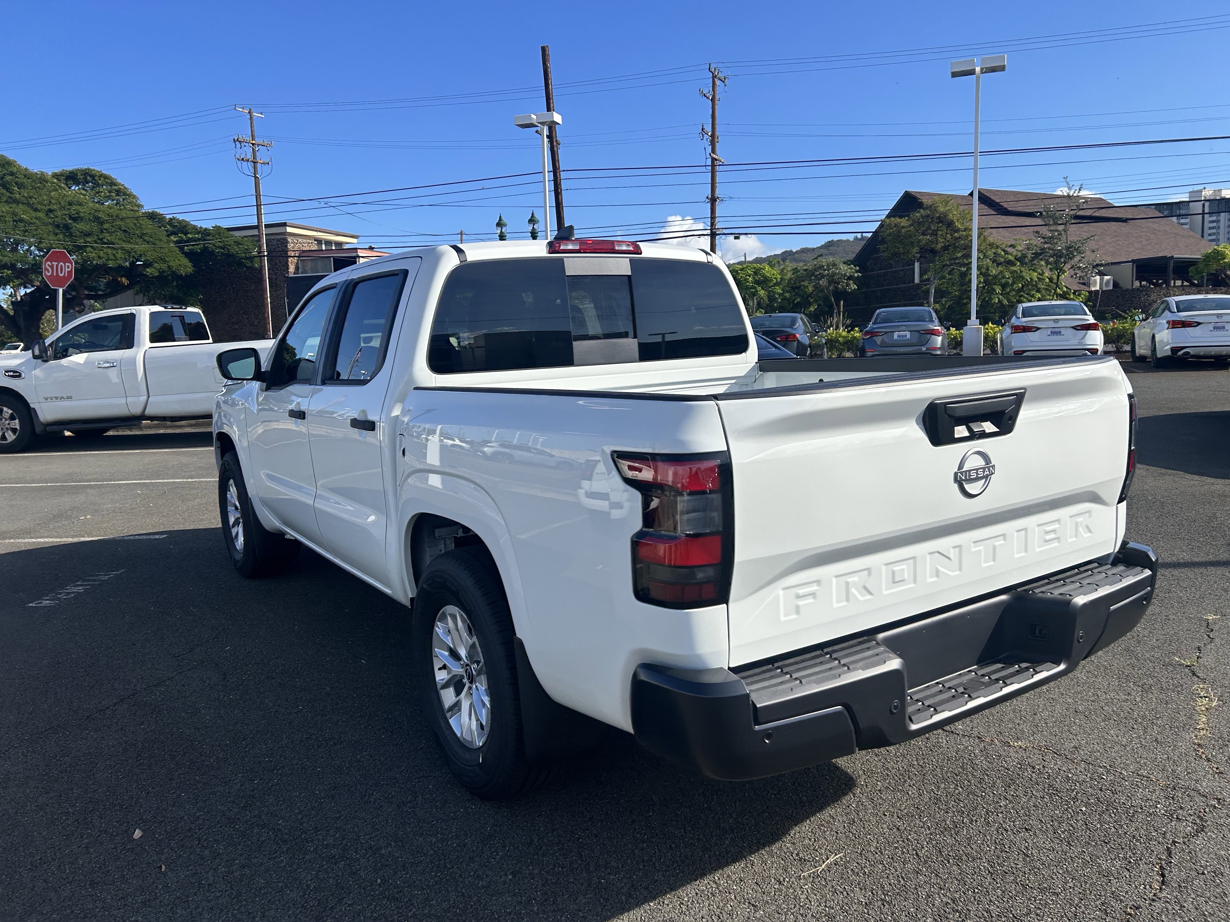 New 2026 Nissan Frontier S image 4