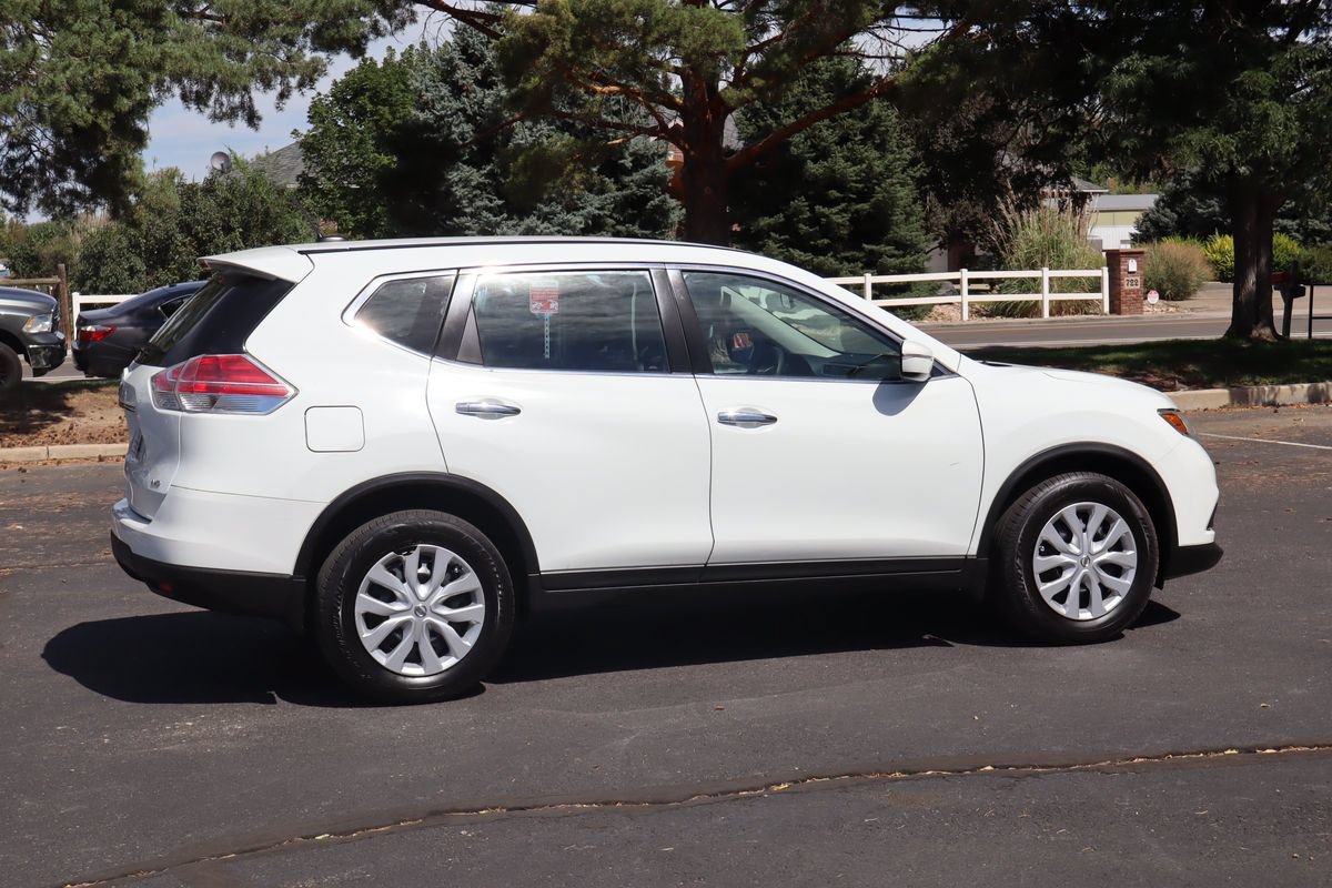 Used 2015 Nissan Rogue S AWD/4WD image 4