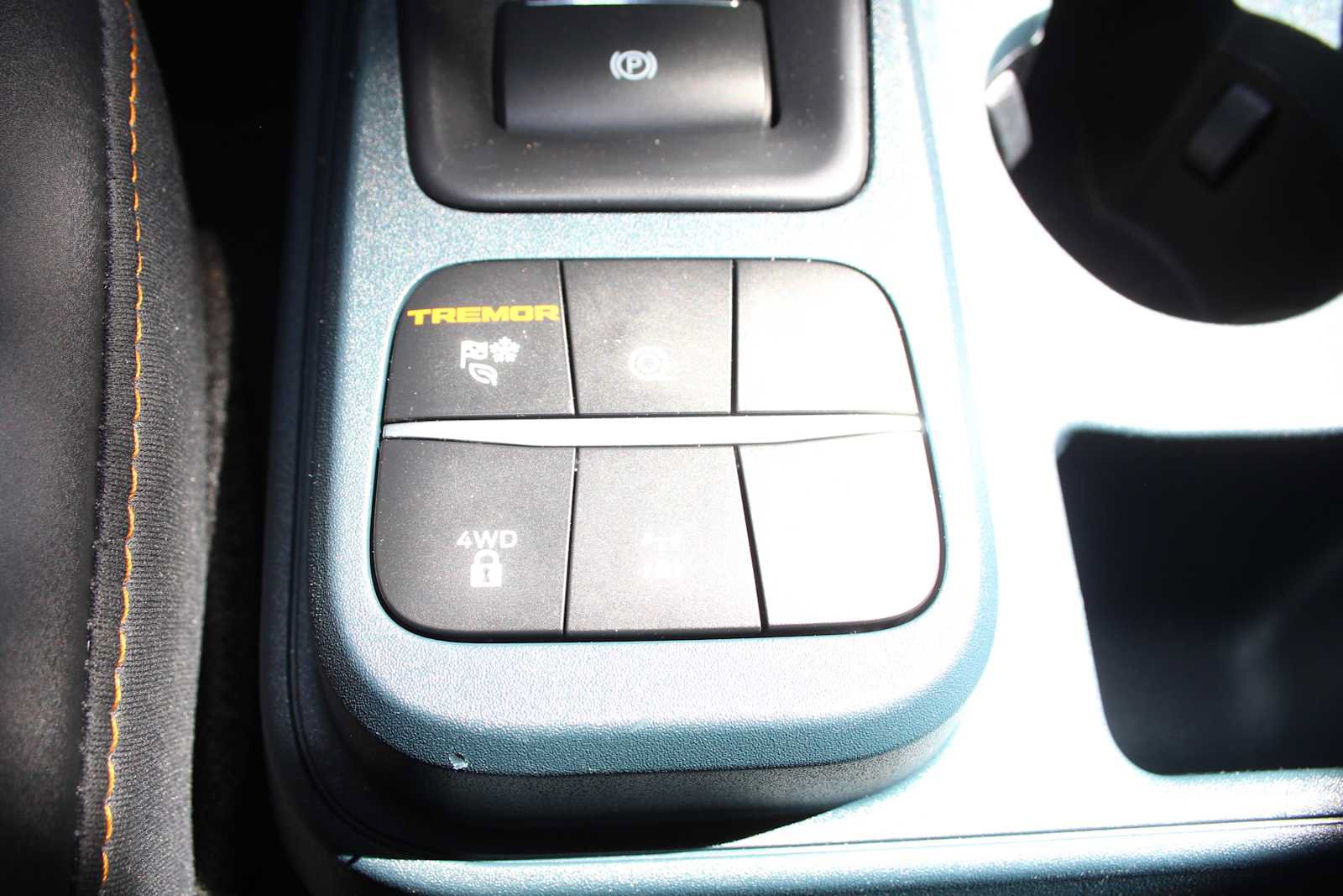 Used 2024 Ford Maverick Tremor w/ Tremor Off-Road Package AWD/4WD image 52