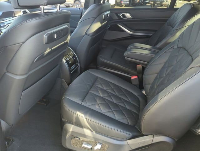 New 2026 BMW X7 xDrive40i w/ M Sport Package image 15