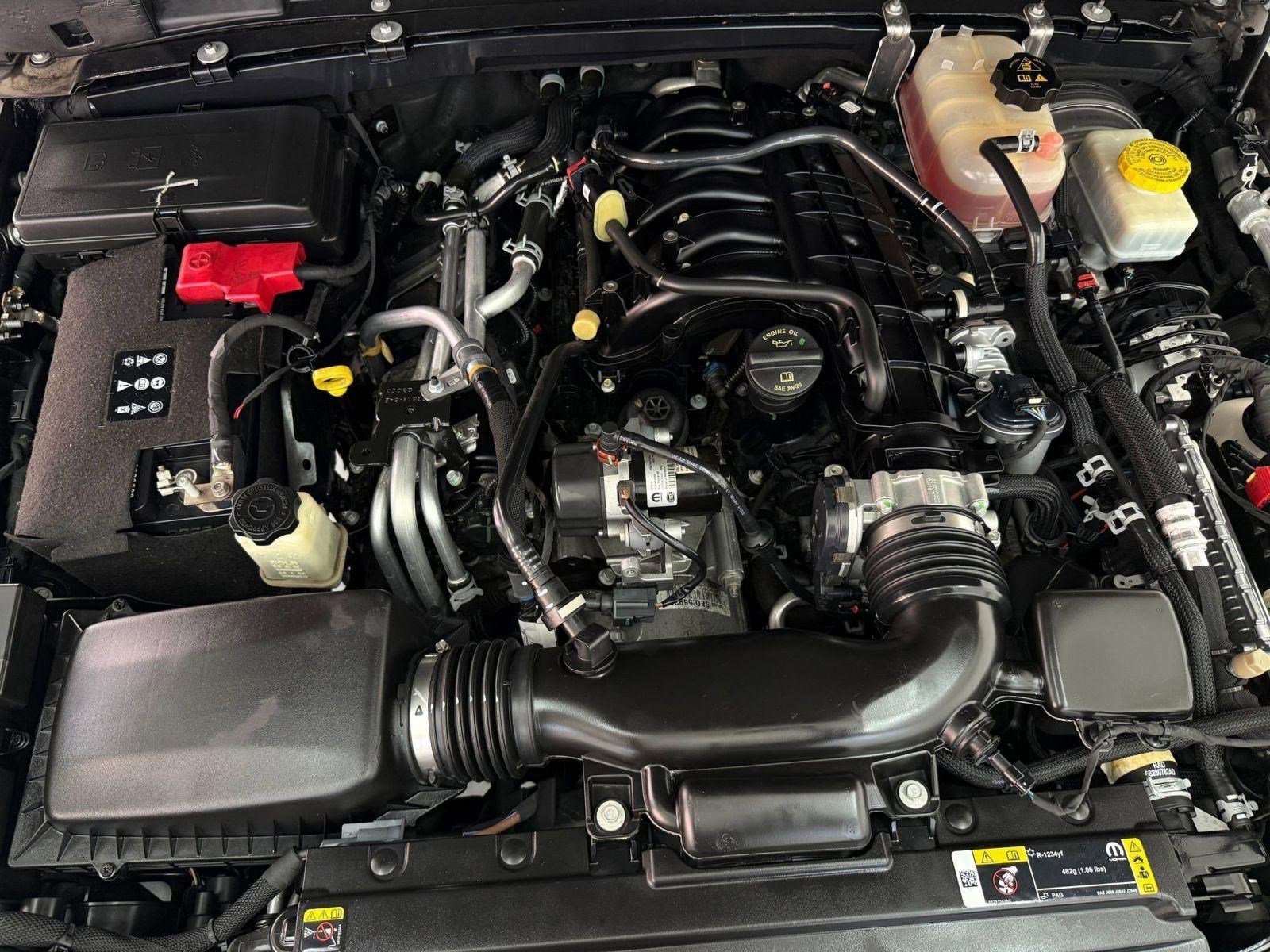 Used 2022 Jeep Wrangler Unlimited Sport AWD/4WD image 31