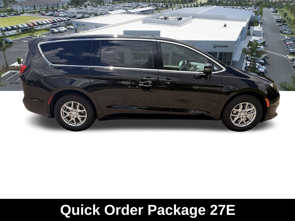 New 2027 Chrysler Pacifica LX FWD image 3