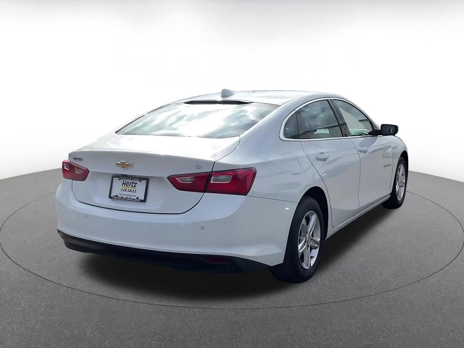 Used 2024 Chevrolet Malibu LT FWD image 12