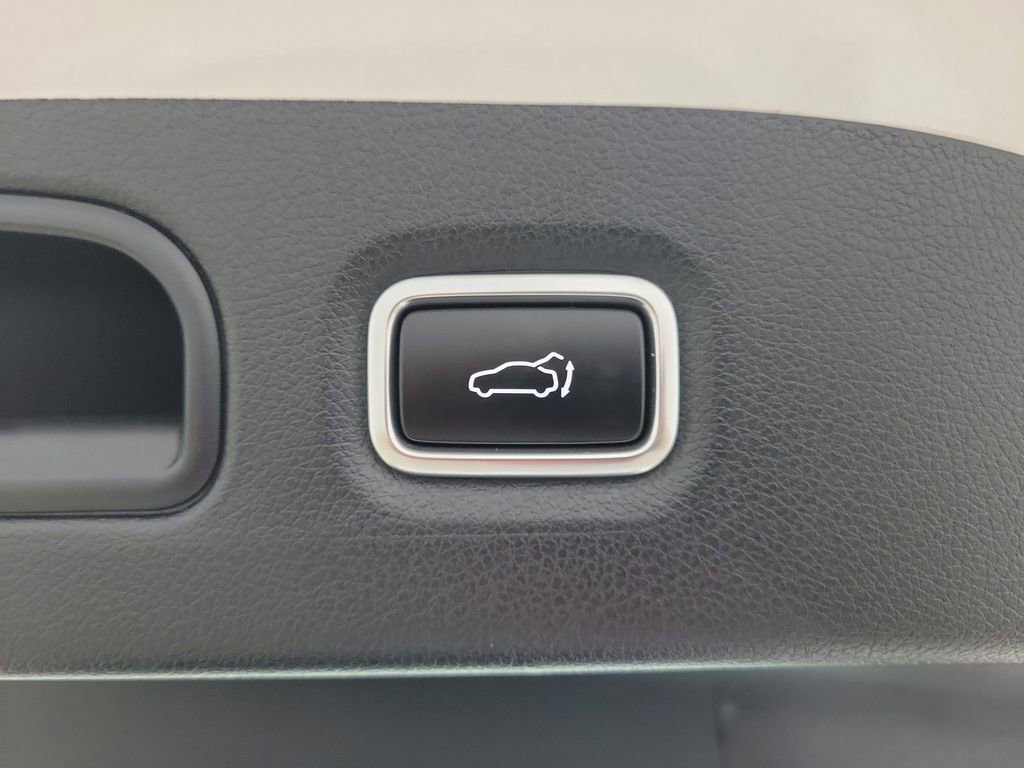 Used 2022 Kia Stinger GT2 image 11