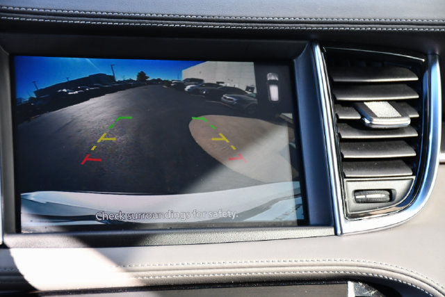 Used 2023 INFINITI QX50 Luxe AWD/4WD image 4
