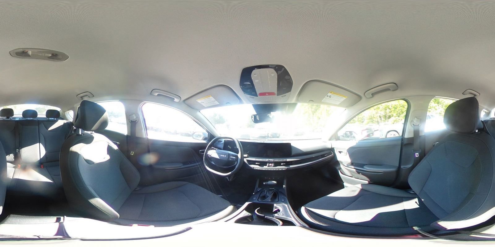 Used 2025 Kia K4 FWD image 38
