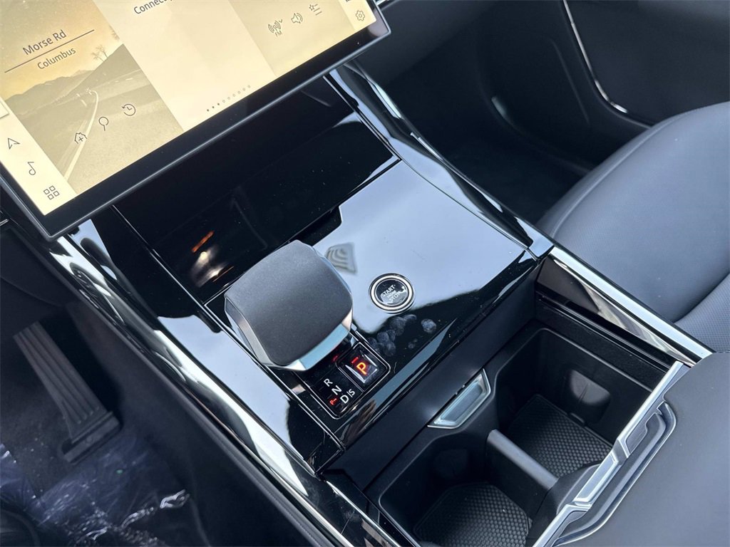 New 2025 Land Rover Range Rover Sport SE image 25