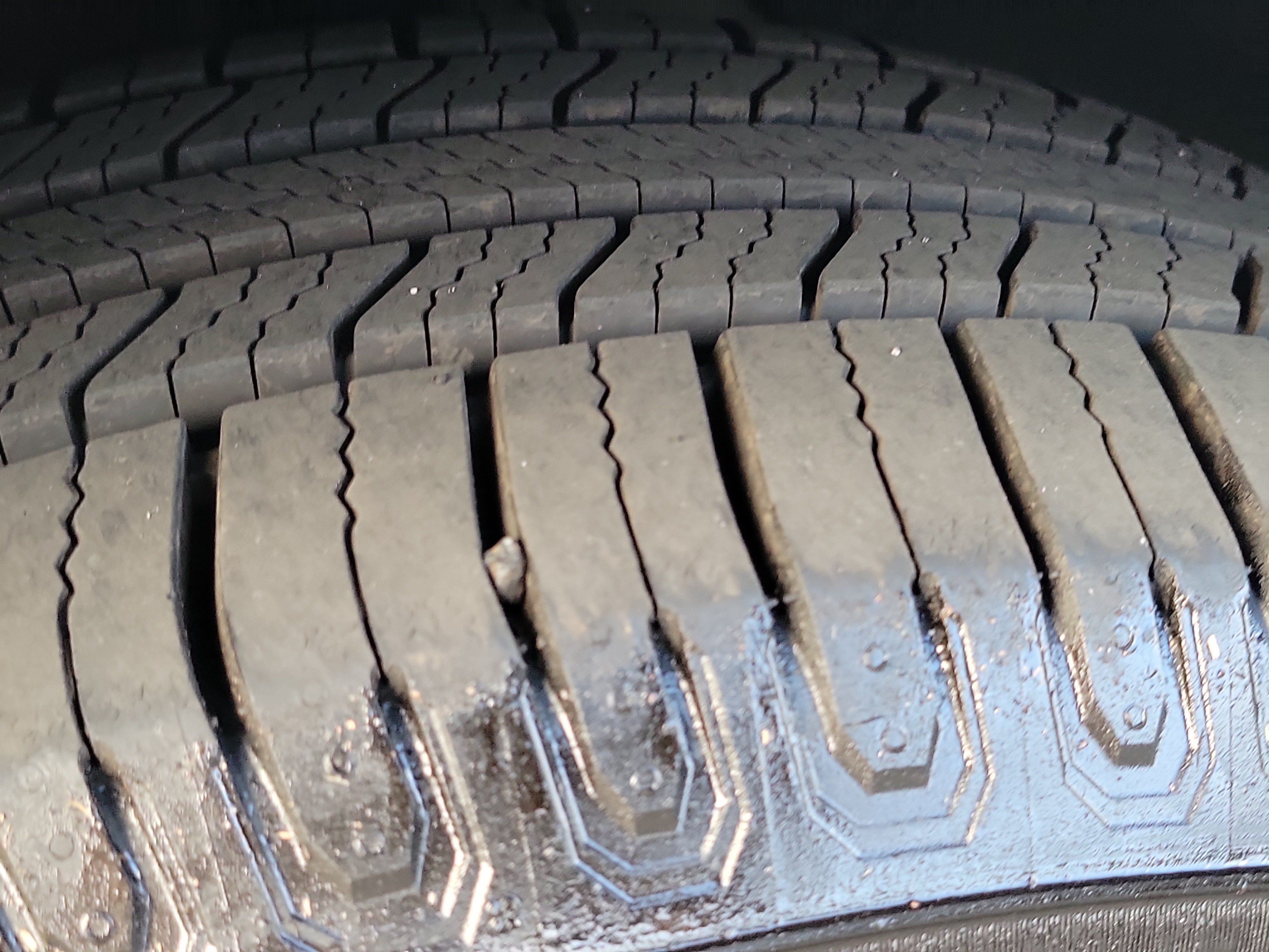 Used 2025 Kia Telluride LX FWD image 27