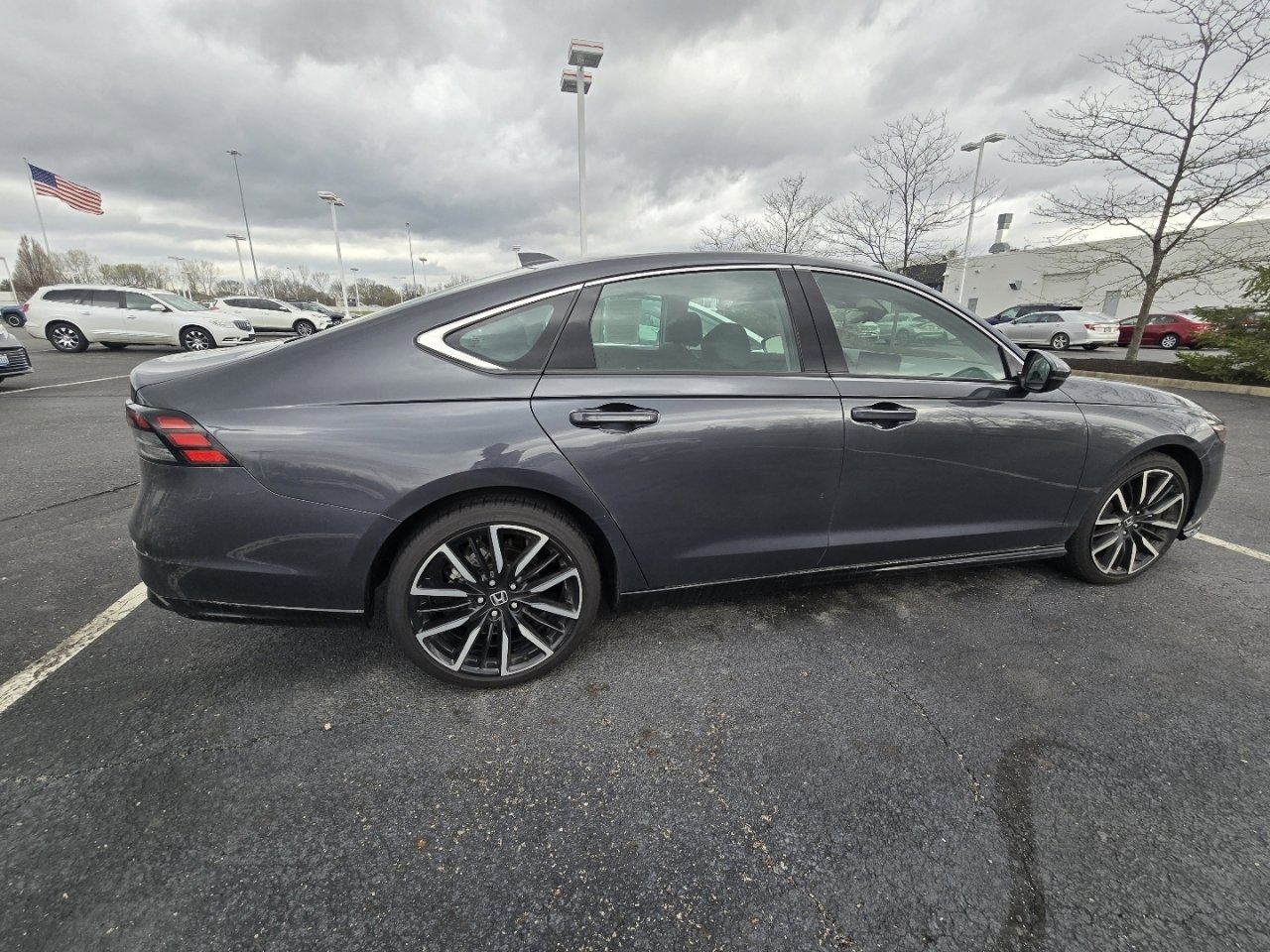 Used 2024 Honda Accord Touring image 8