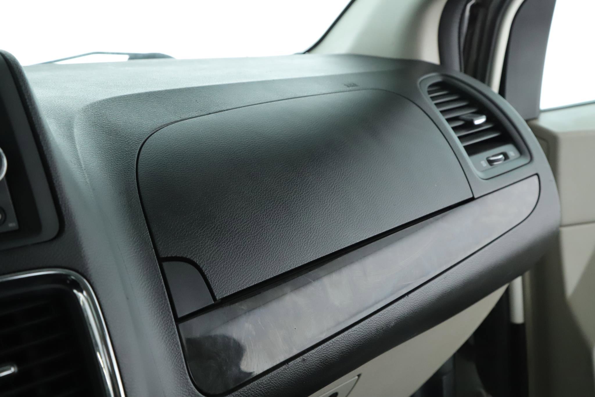 Used 2013 RAM C/V Tradesman image 13