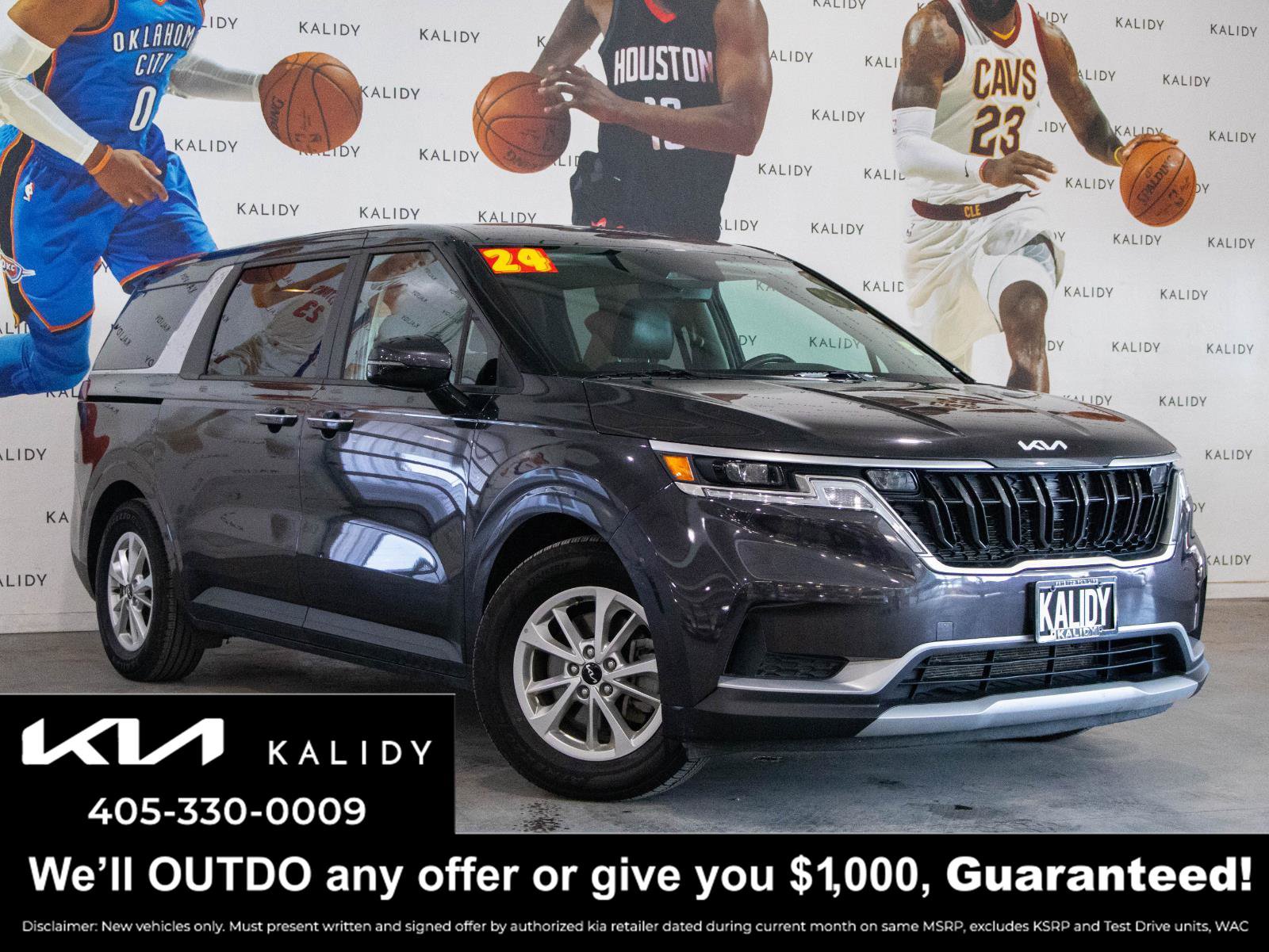 Used 2024 Kia Carnival LX image 1