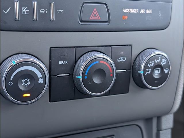 Used 2015 Chevrolet Traverse LS FWD image 15