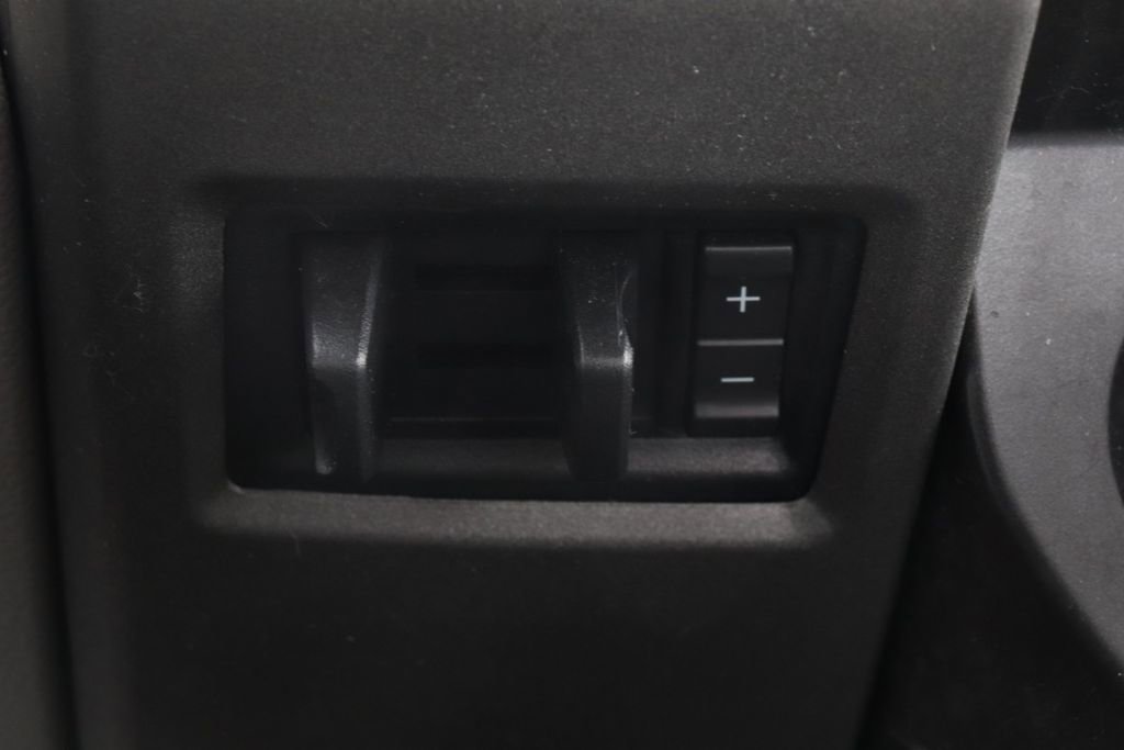 Used 2021 Ford F550 2WD Regular Cab Super Duty image 24