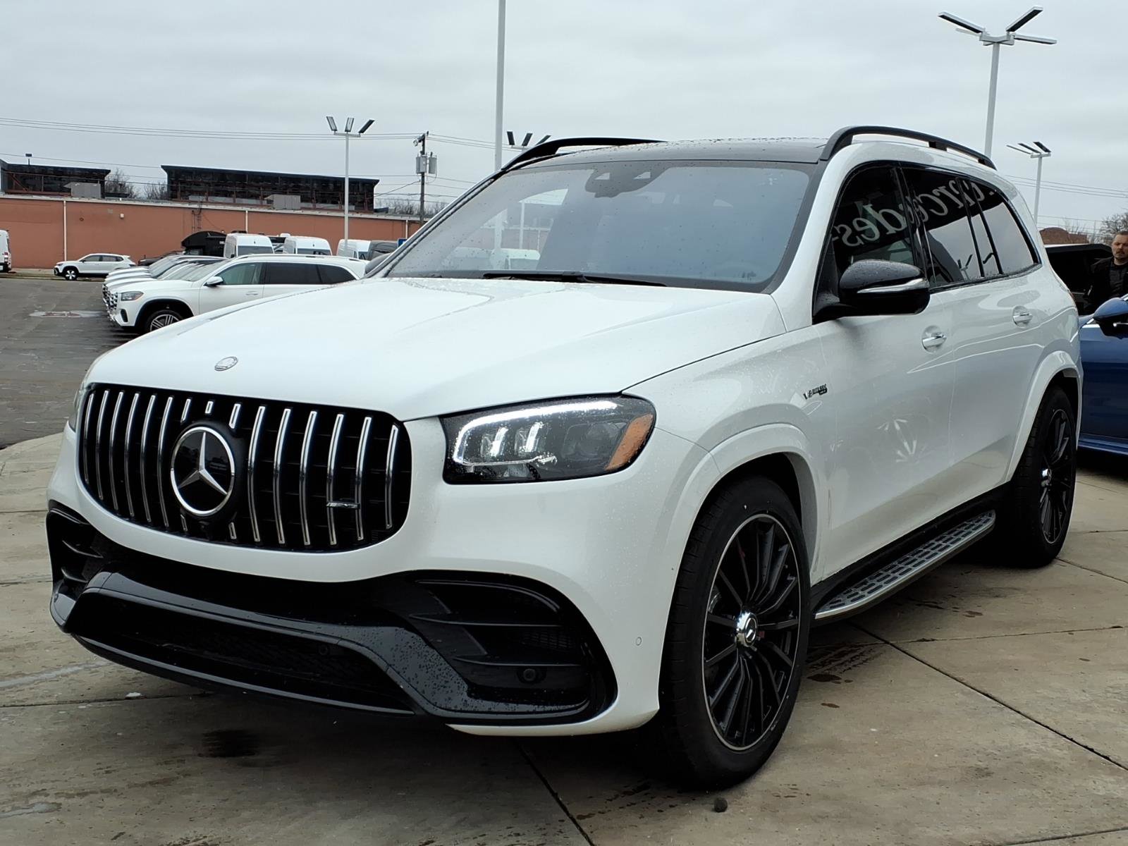New 2026 Mercedes-Benz GLS 63 AMG 4MATIC image 3