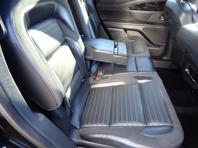 Certified 2025 Lincoln Nautilus Reserve w/ Jet Appearance Package AWD/4WD image 14