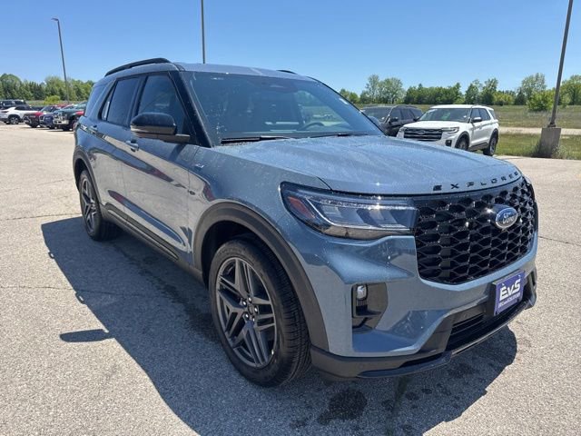 New 2026 Ford Explorer ST-Line AWD/4WD image 3
